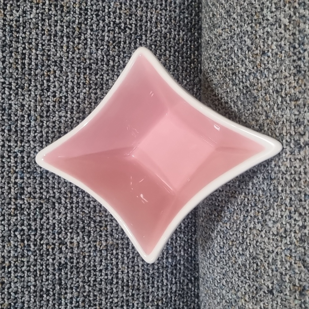 ASHLAND Poker Icon Ceramic Trays Pink/White PICK ONE NWOT - Picture 8 of 11